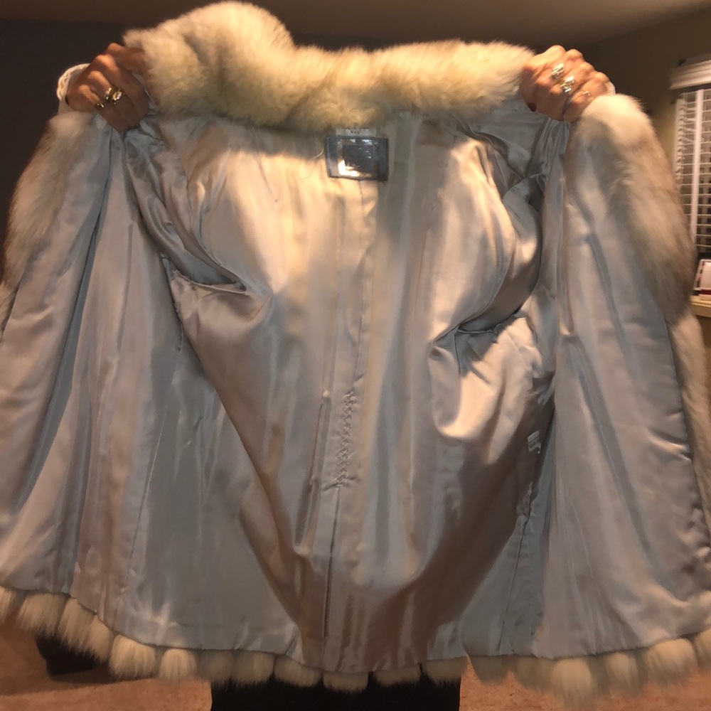 Fur jacket - Picture 5 of 7